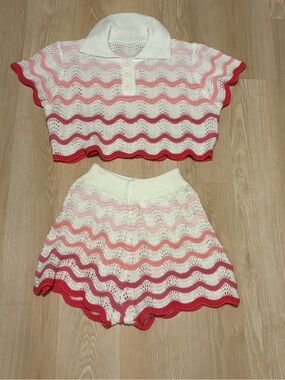 Women’s High Waist Crochet Wave-Stripe Shorts in Pink Gradient
